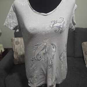 Croft & Barrow Light Gray Floral Women's Tee